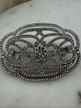 Ralph Lauren Silver-Tone Clear Crystal Filigree Brooch Stunning Lux